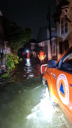 Kota Semarang Dikepung Banjir Akibat Cuaca Ekstrem